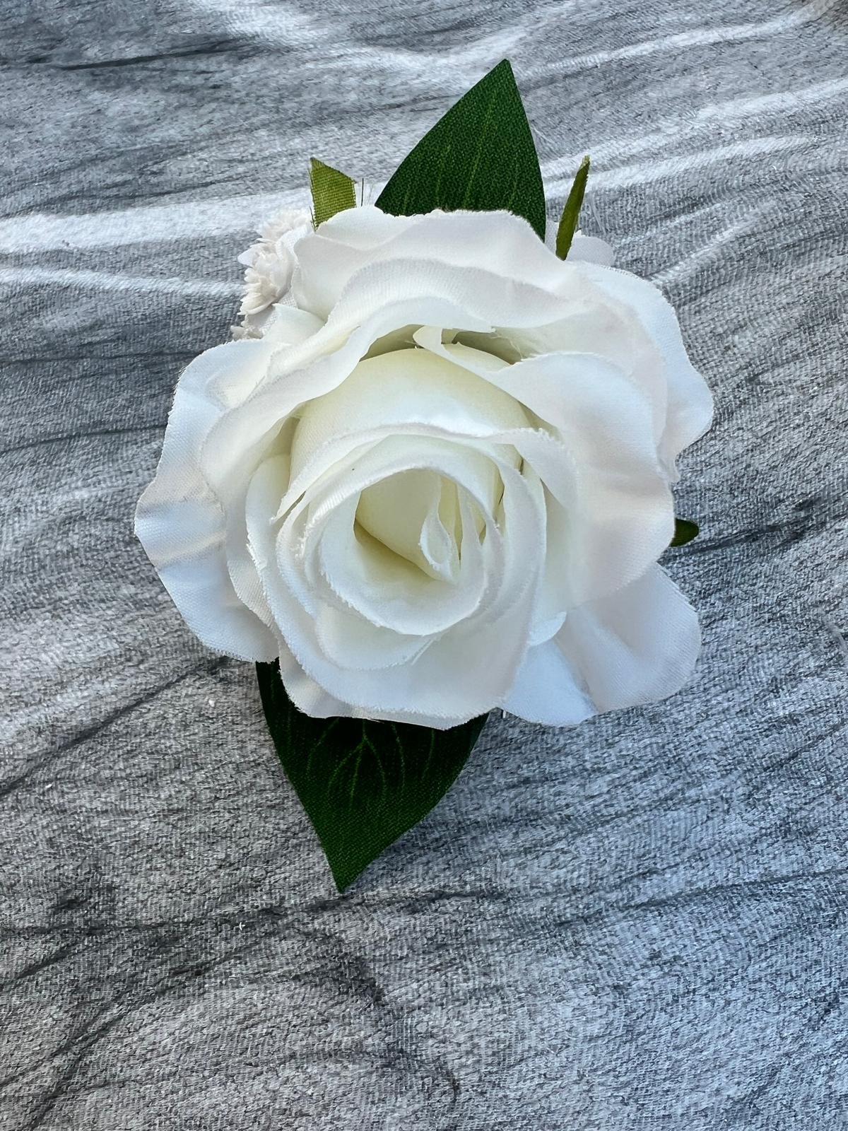 Wedding Flower Package White Bride Bouquet 3x Bridesmaids Bouquets 6x White Buttonholes - Image 8