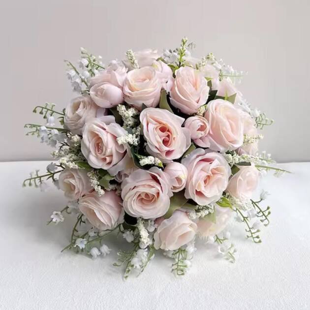 Wedding Package Valley Champagne 4x Bridesmaids Bouquets Package