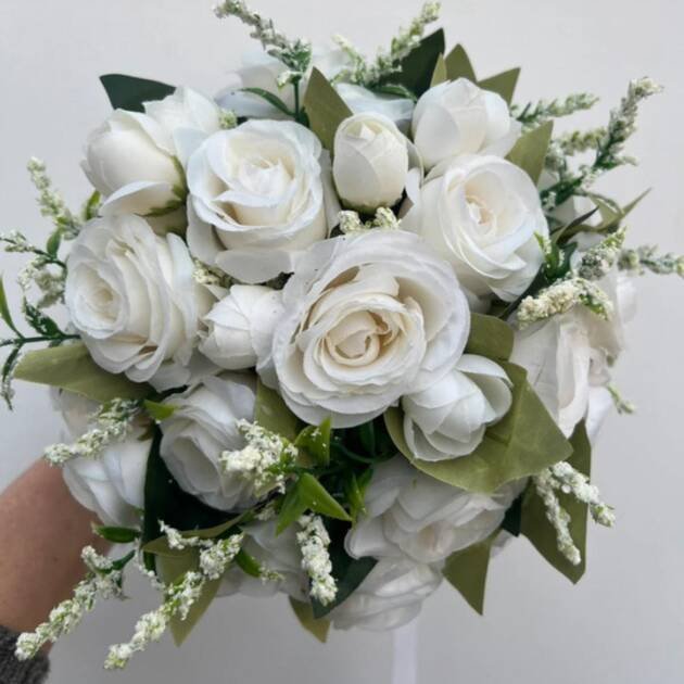 White 5x Bridesmaids Bouquets Package